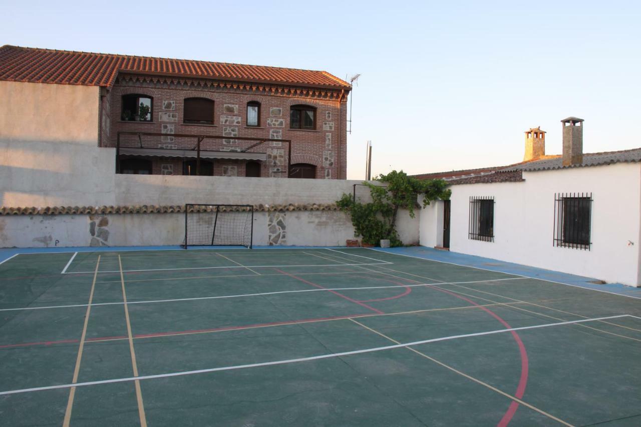Los Parrales San Pablo de los Montes Exterior photo